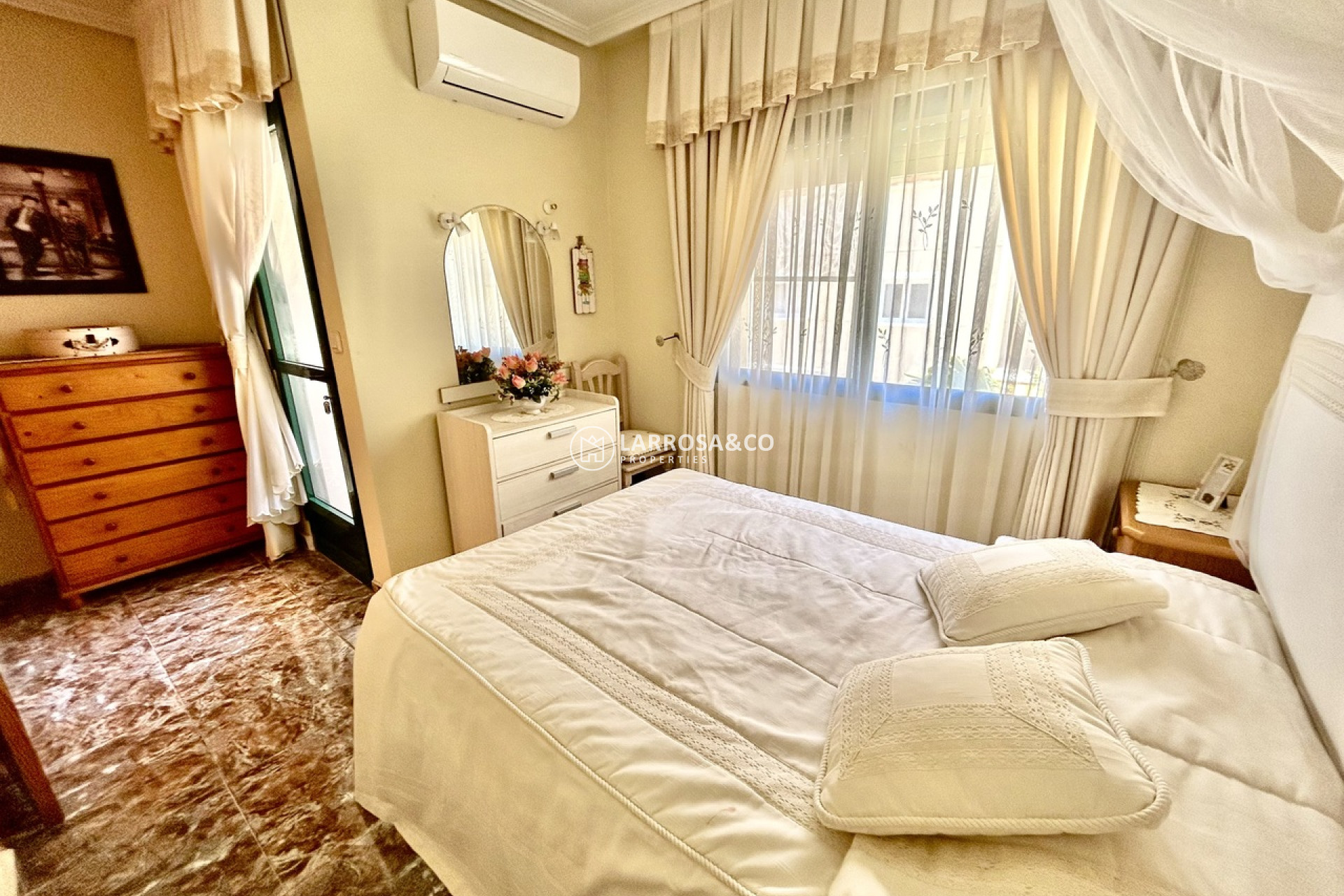 Resale - Semi-detached house - La Zenia - Costa Blanca