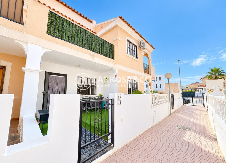 Resale - Semi-detached house - La Zenia - Costa Blanca