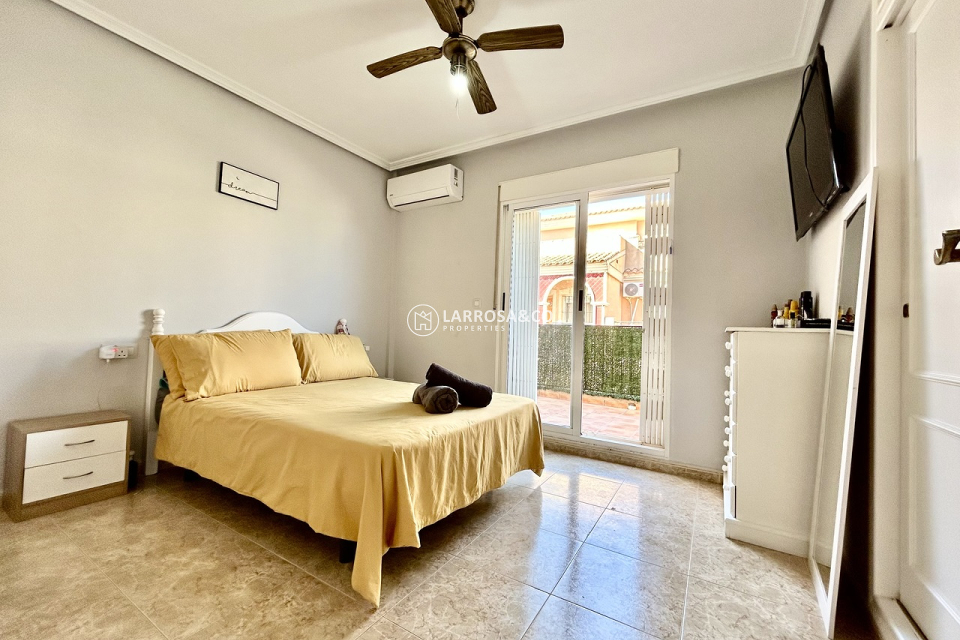 Resale - Semi-detached house - La Zenia - Costa Blanca