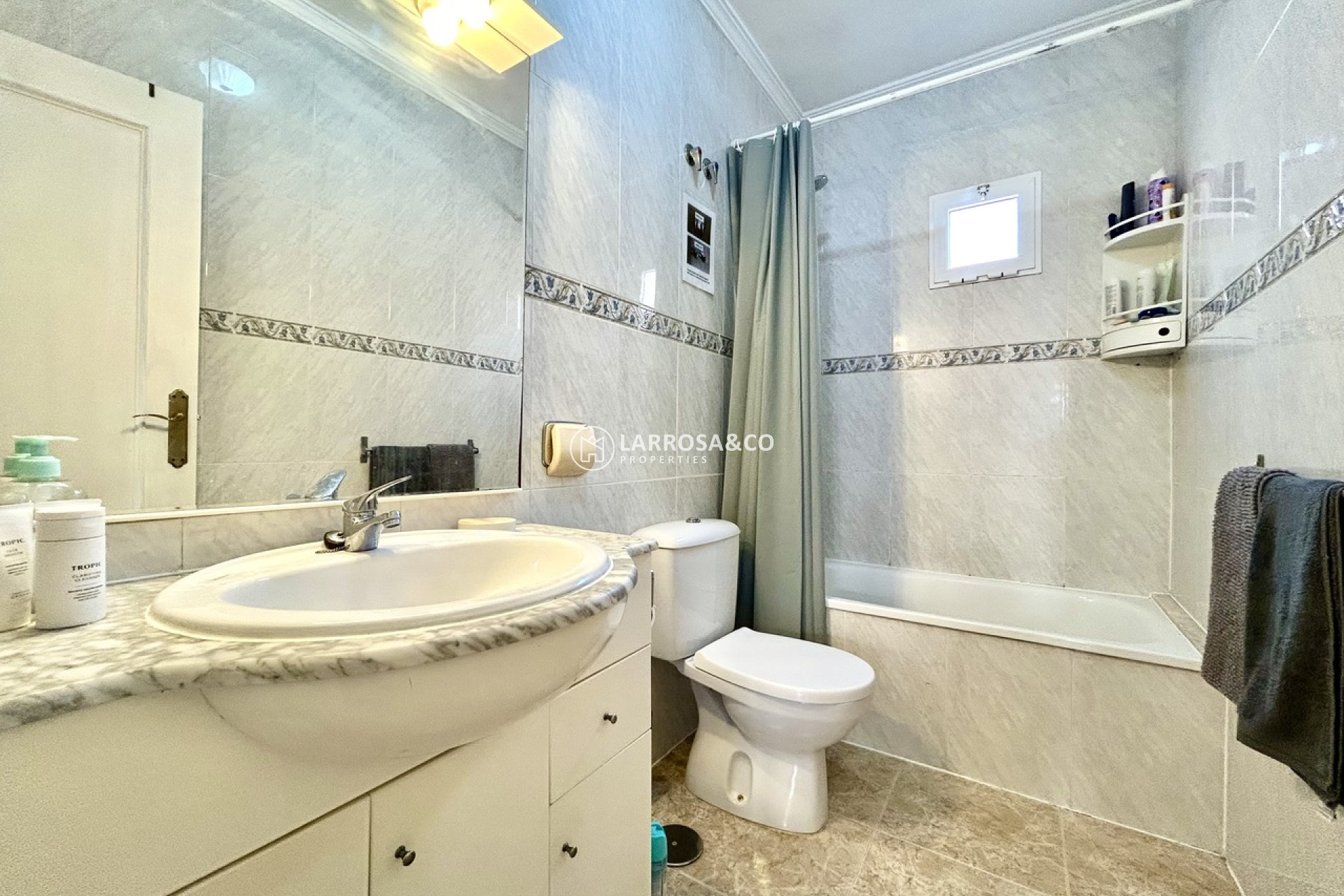 Resale - Semi-detached house - La Zenia - Costa Blanca