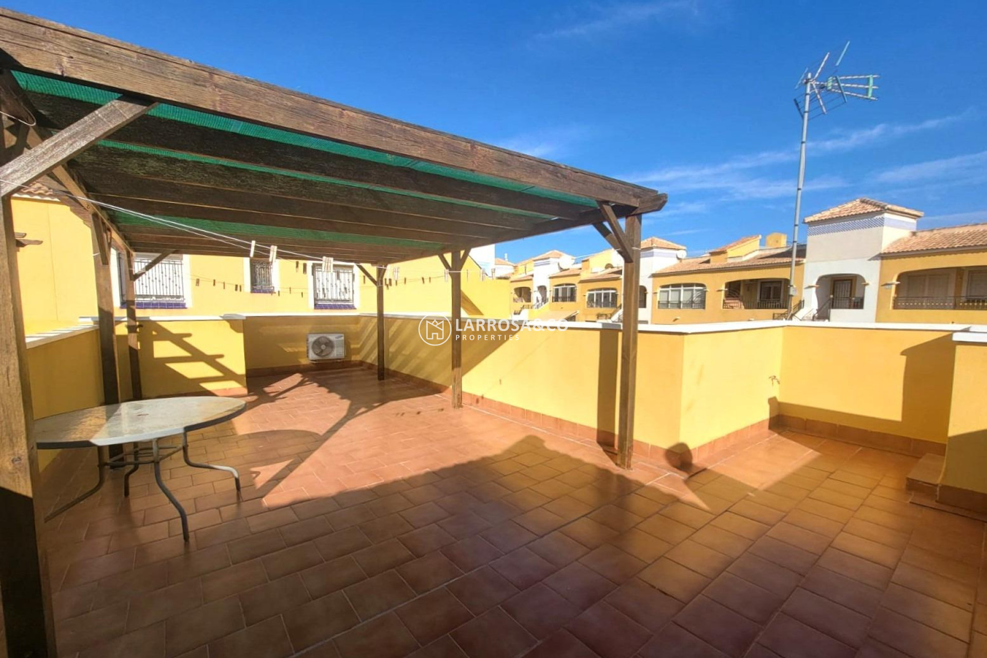 Resale - Semi-detached house - Los Montesinos - Los Montesinos - Urb. La Herrada