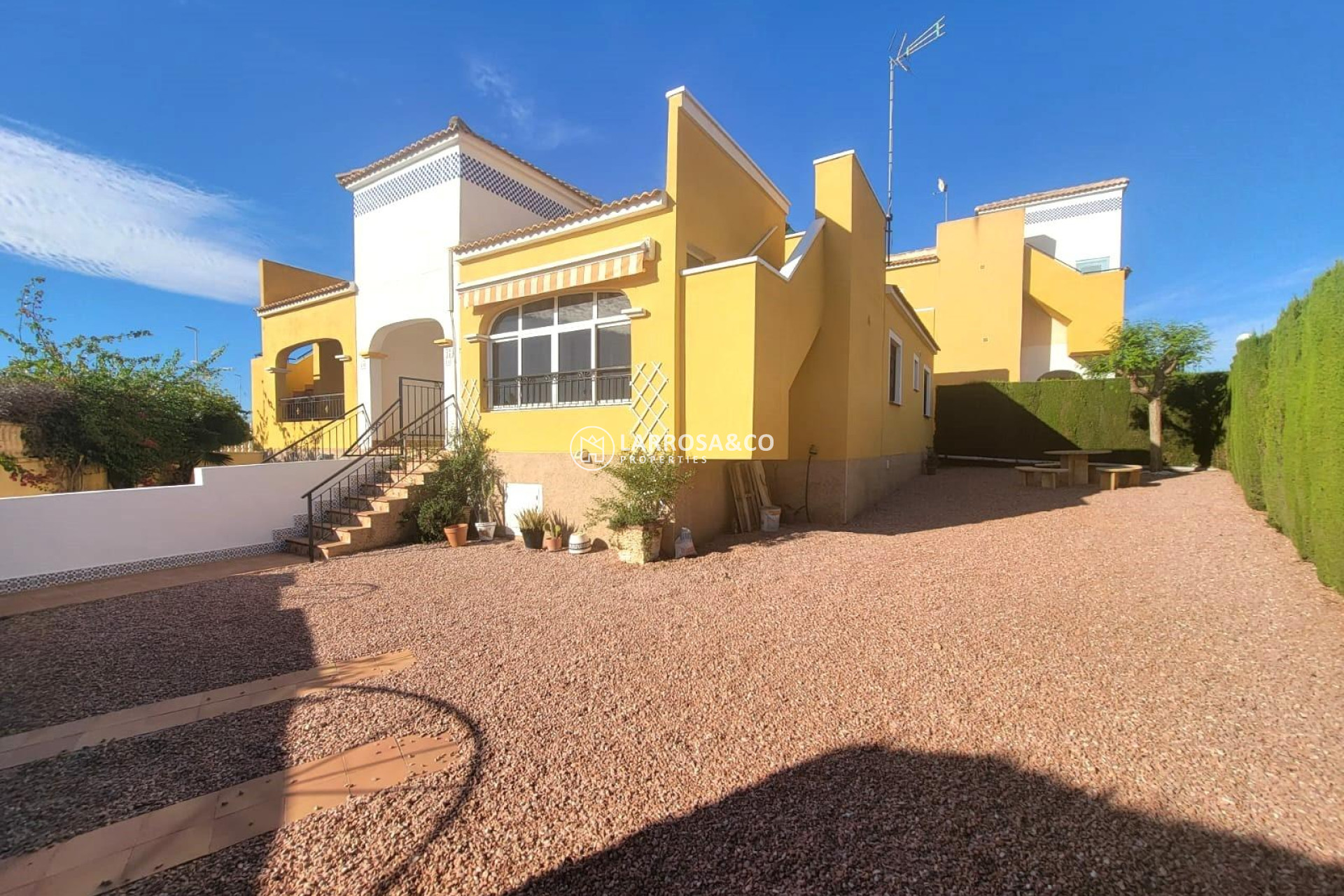 Resale - Semi-detached house - Los Montesinos - Los Montesinos - Urb. La Herrada
