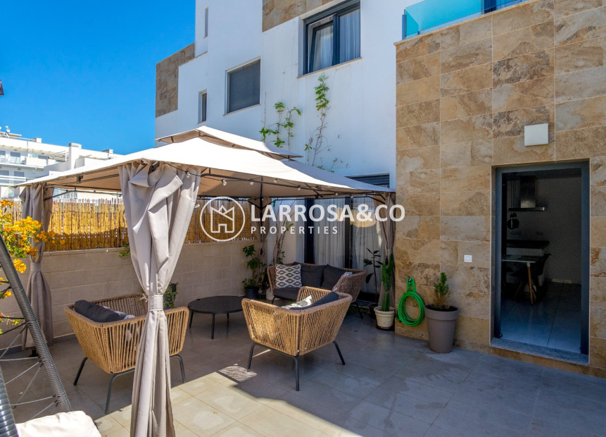 Resale - Semi-detached house - Orihuela costa - Las Filipinas
