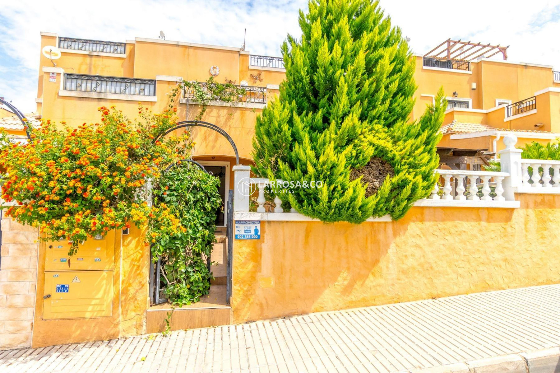Resale - Semi-detached house - Orihuela costa - Los Altos