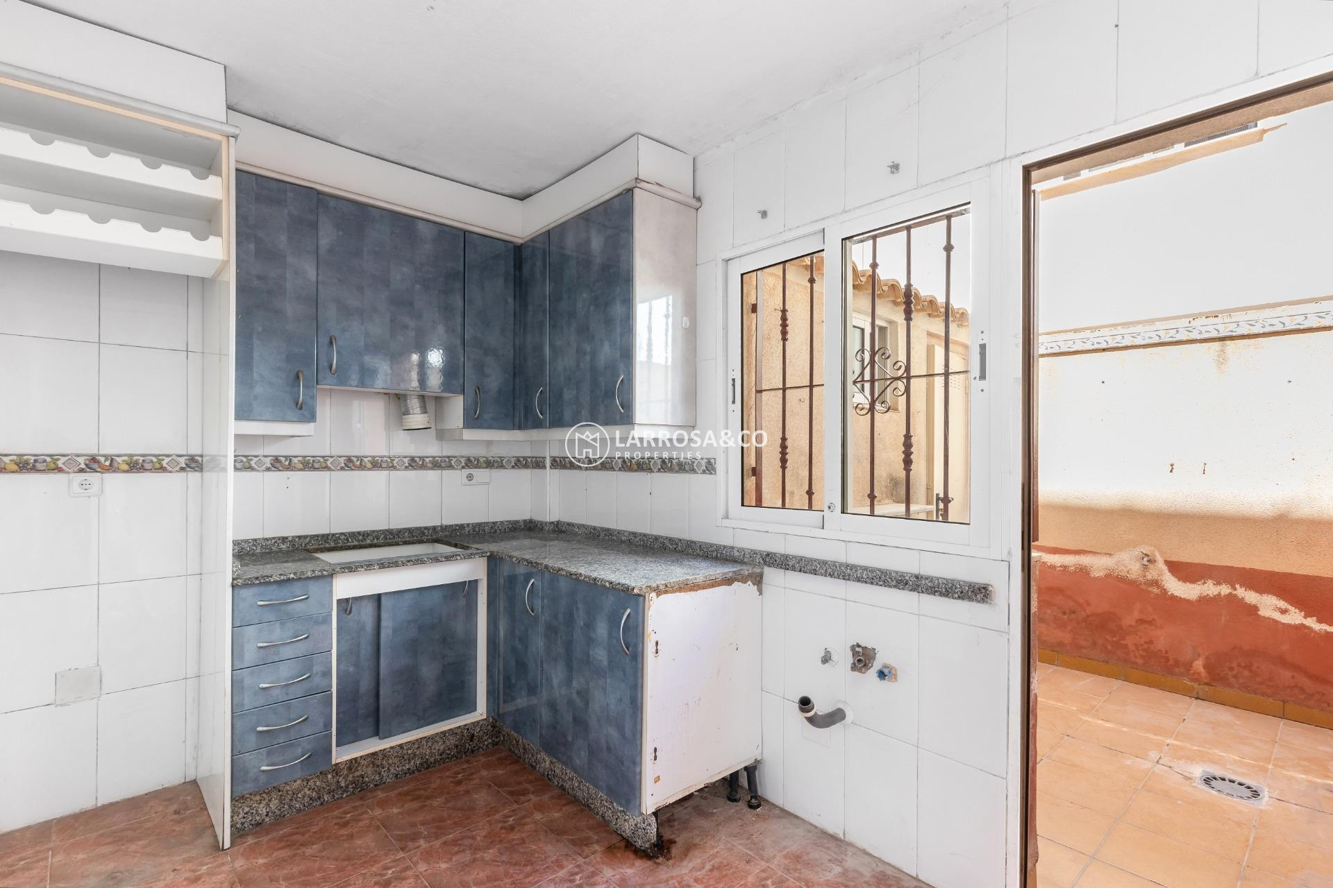 Resale - Semi-detached house - Orihuela costa - Playa Flamenca