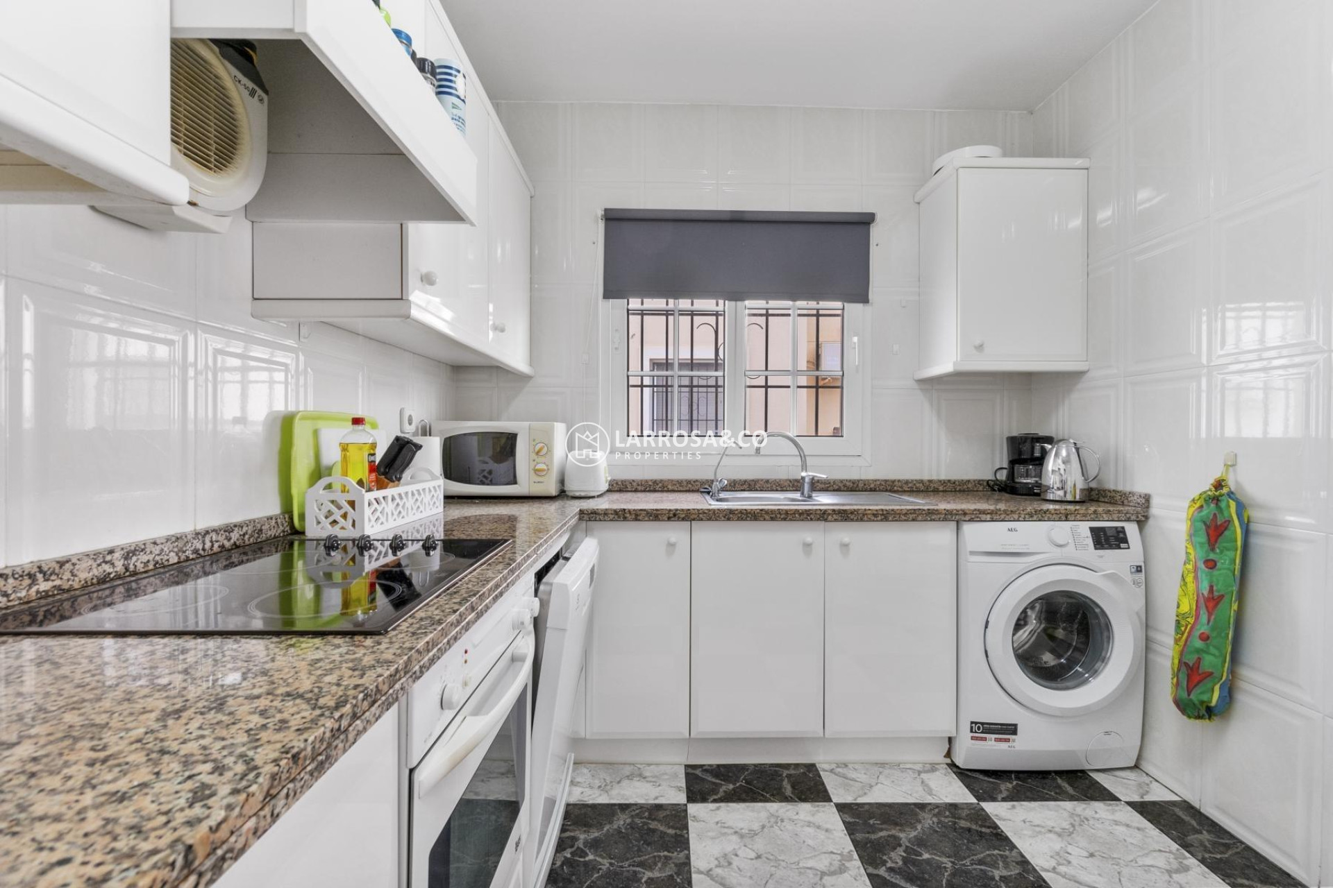 Resale - Semi-detached house - Orihuela costa - Playa Flamenca