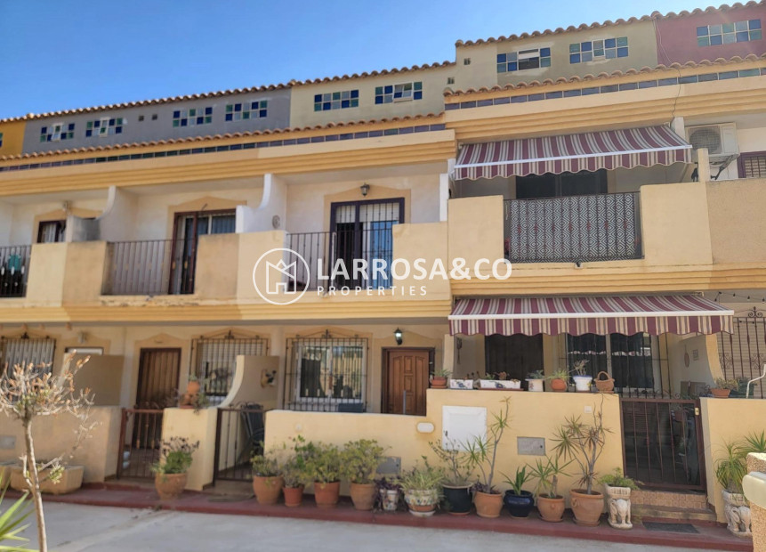 Resale - Semi-detached house - Orihuela costa - Playa Flamenca