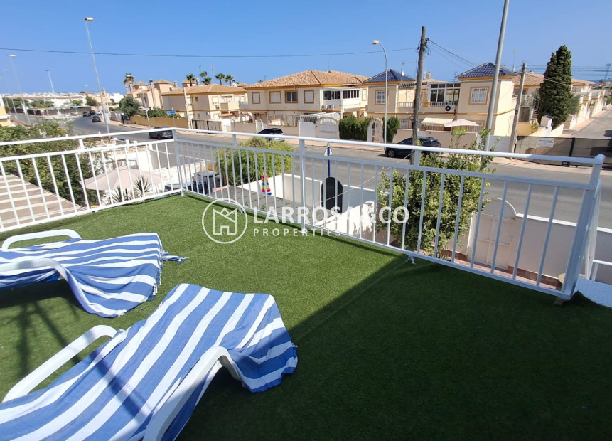 Resale - Semi-detached house - Orihuela - Playa Flamenca