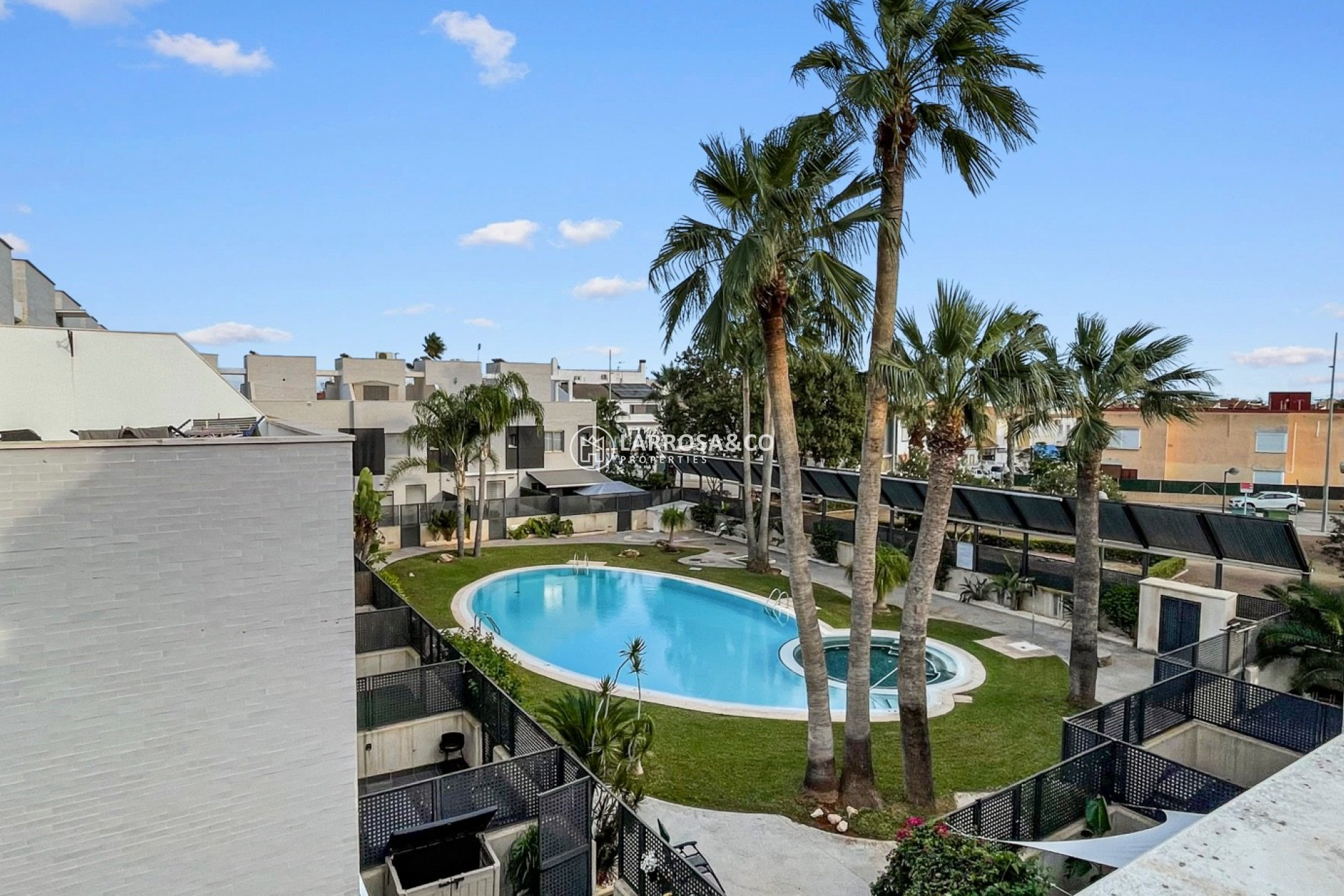 Resale - Semi-detached house - Pilar de la Horadada - Costa Blanca