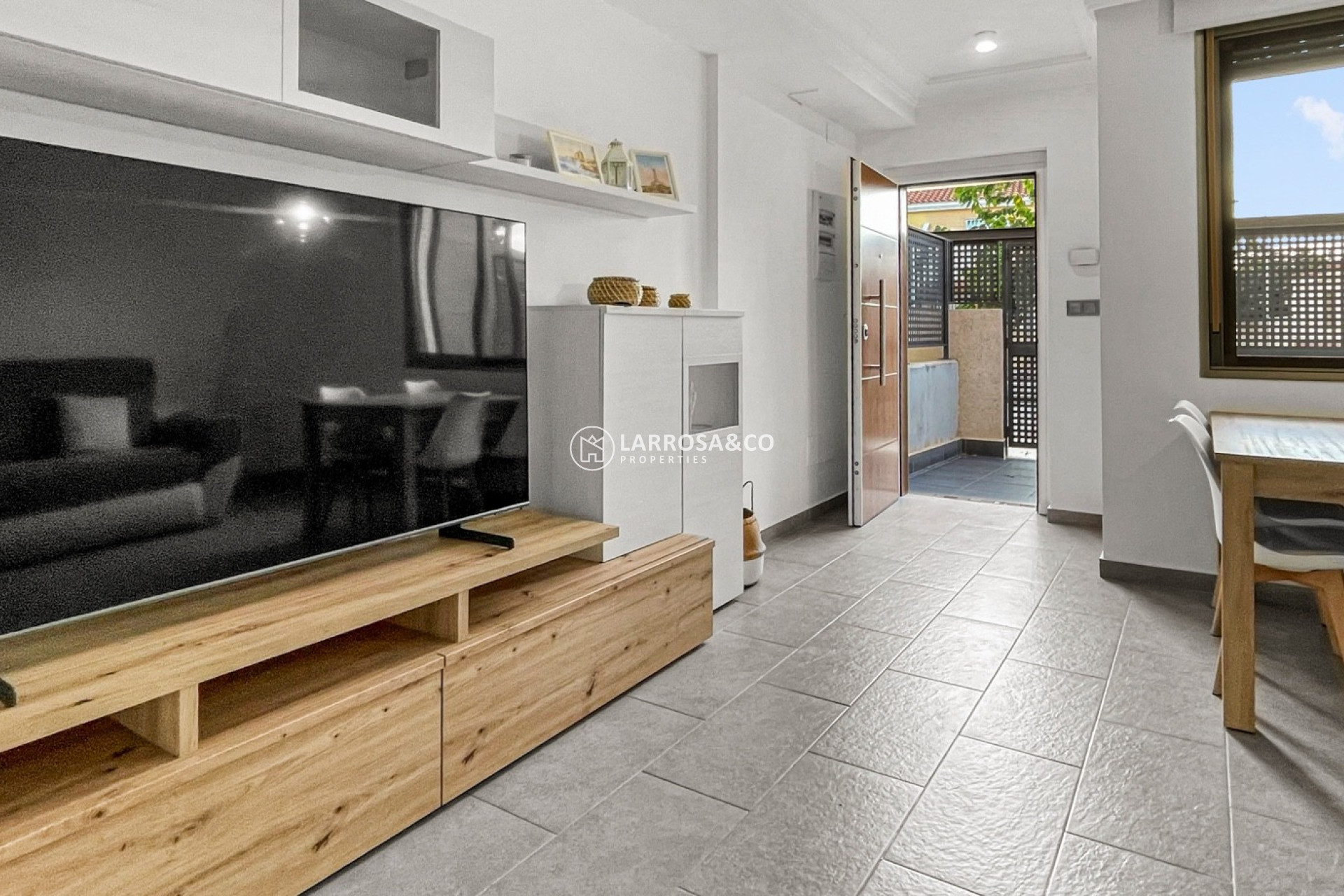 Resale - Semi-detached house - Pilar de la Horadada - Costa Blanca