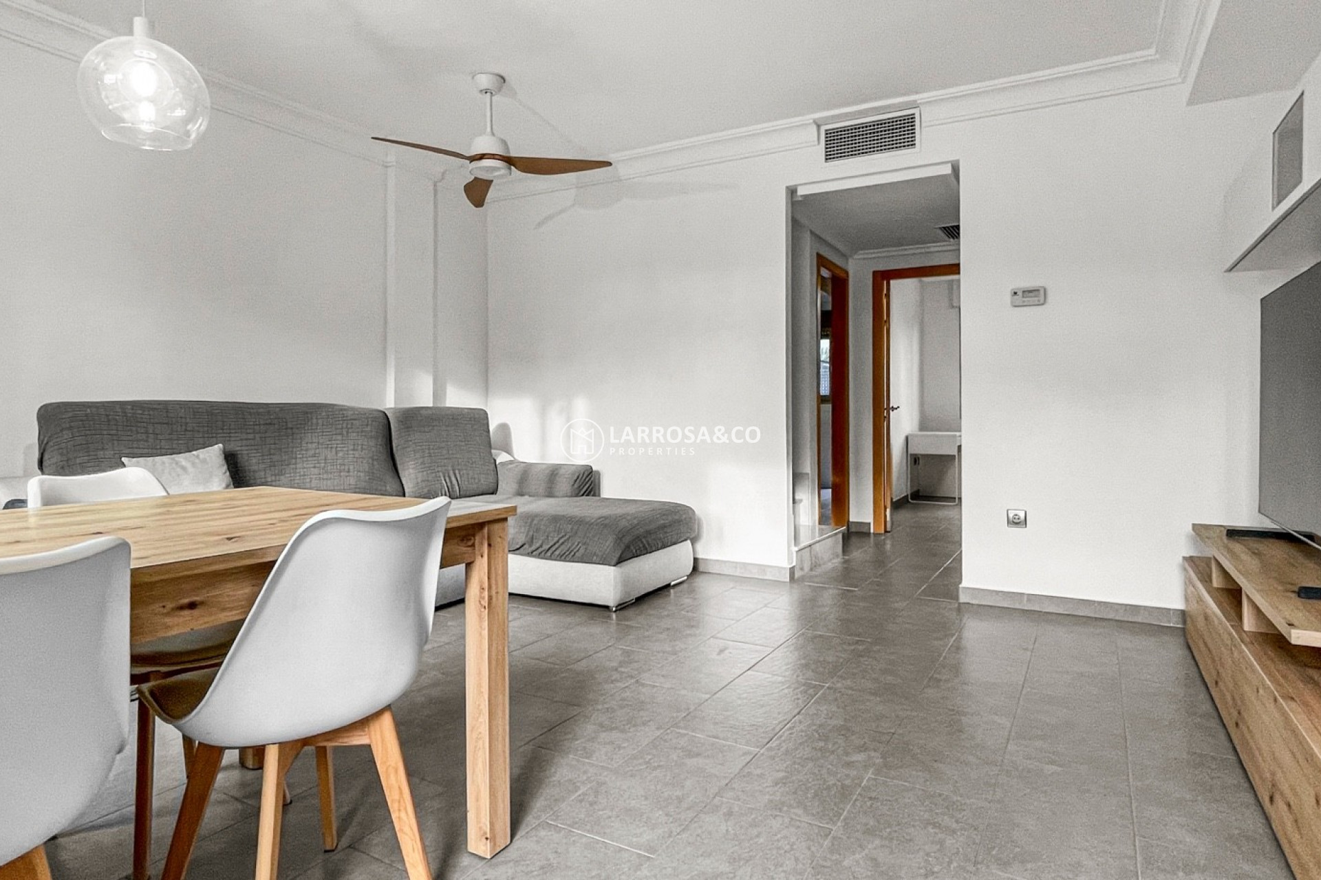 Resale - Semi-detached house - Pilar de la Horadada - Costa Blanca