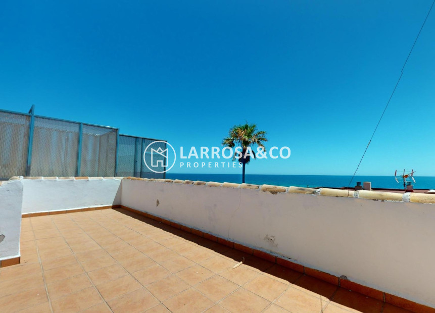 Resale - Semi-detached house - Pilar de la Horadada - La Torre de la Horadada