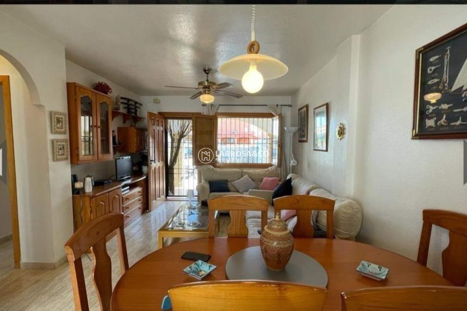 Resale - Semi-detached house - Pilar de la Horadada - Pueblo Latino