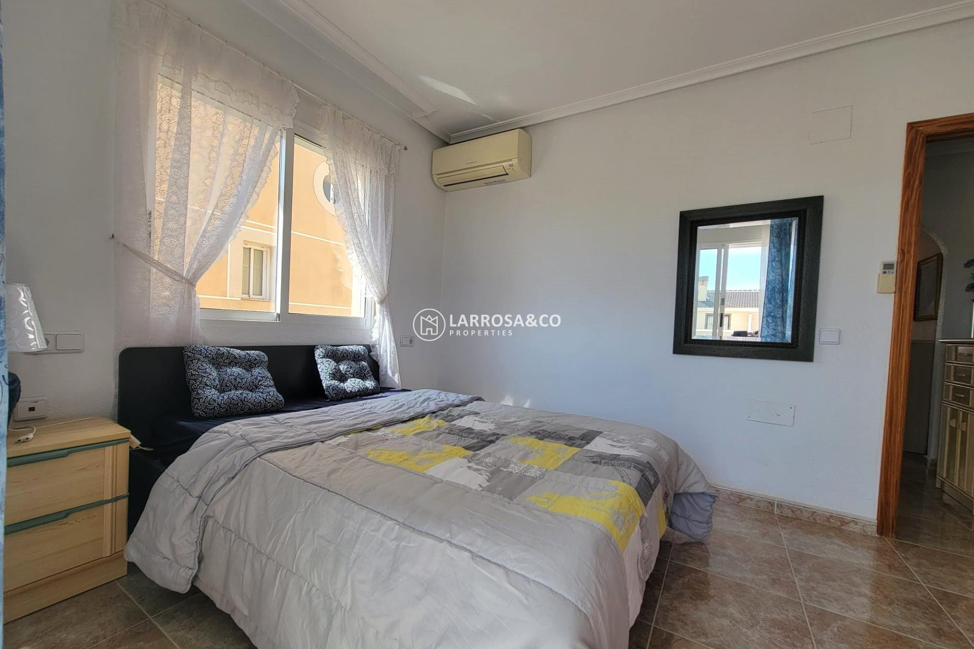 Resale - Semi-detached house - Pilar de la Horadada - Torre de la Horadada