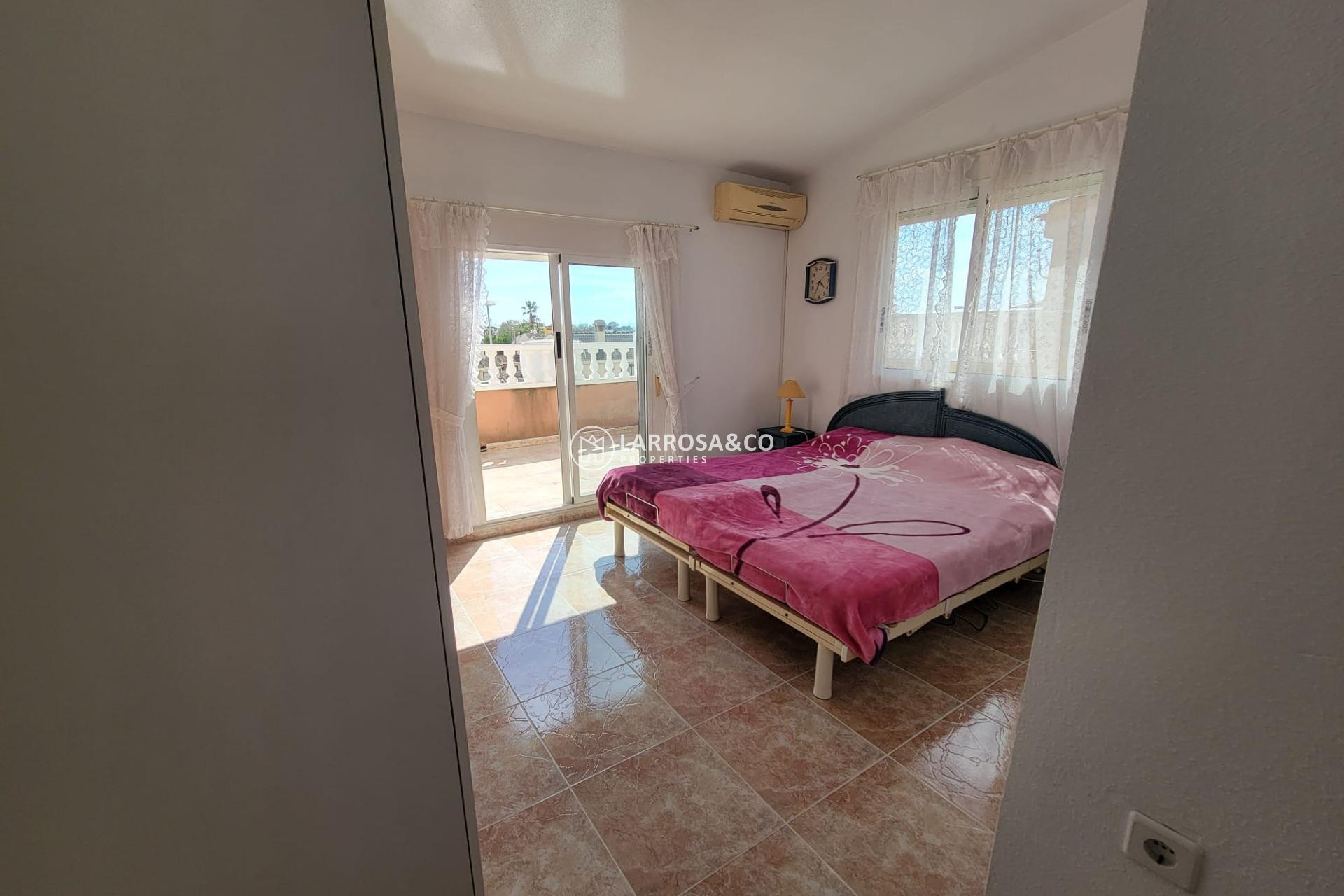 Resale - Semi-detached house - Pilar de la Horadada - Torre de la Horadada