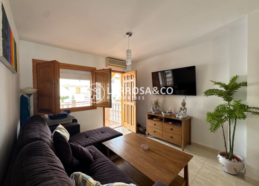 Resale - Semi-detached house - Pilar de la Horadada - Torre de la Horadada