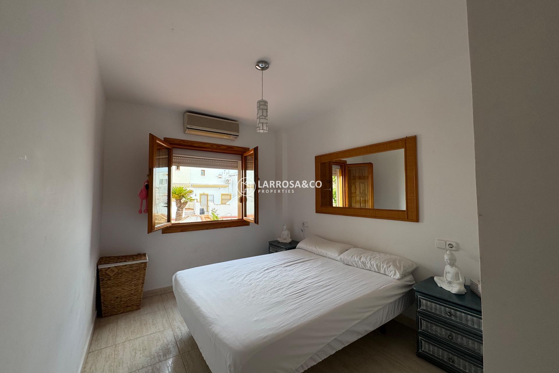 Resale - Semi-detached house - Pilar de la Horadada - Torre de la Horadada