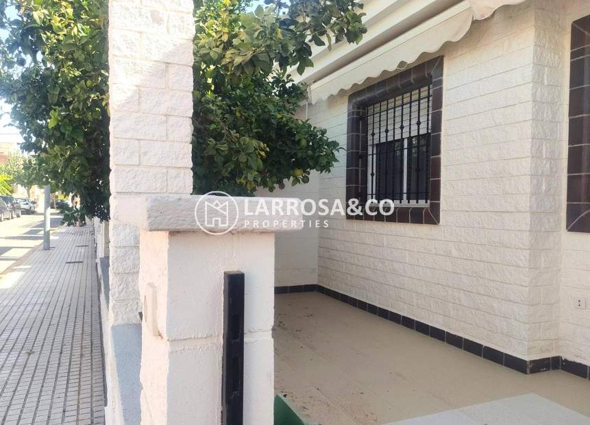 Resale - Semi-detached house - Pilar de la Horadada - Torre de la Horadada
