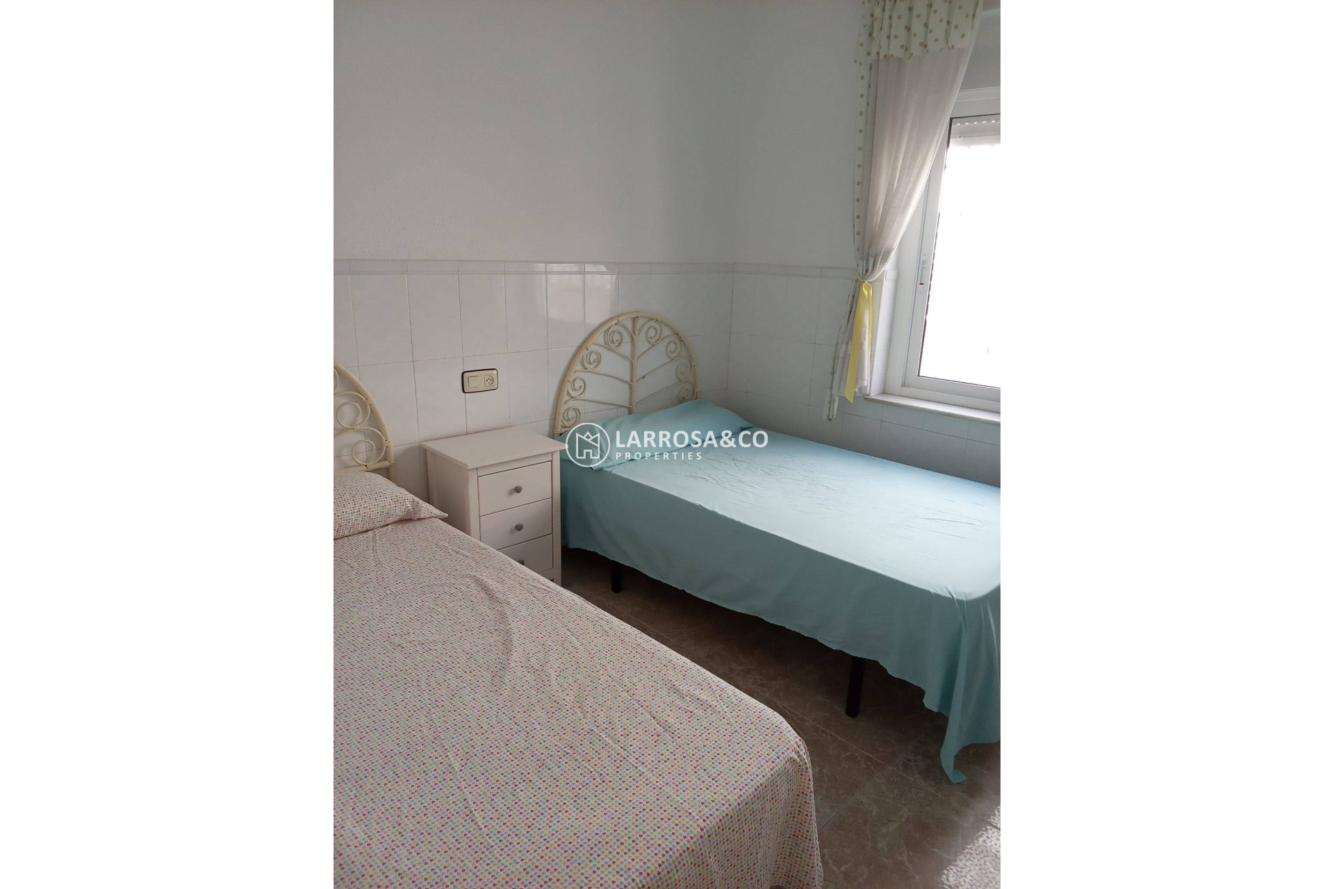Resale - Semi-detached house - Pilar de la Horadada - Torre de la Horadada