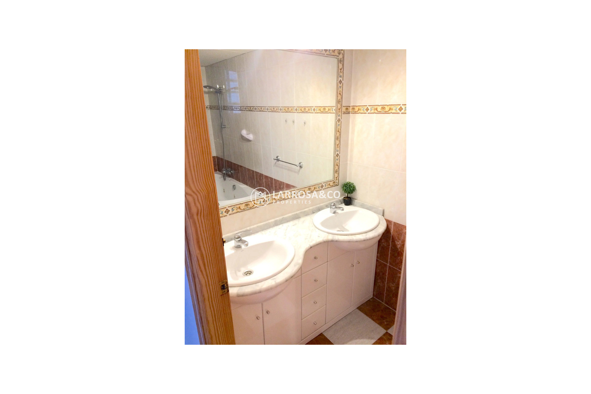 Resale - Semi-detached house - Playa Flamenca - Costa Blanca