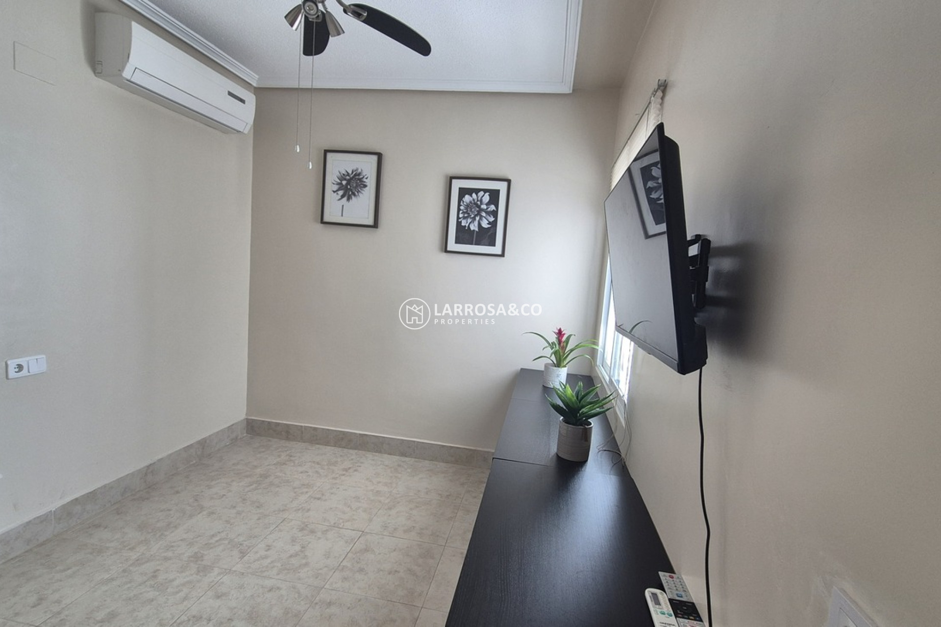 Resale - Semi-detached house - San Miguel de Salinas - Inland