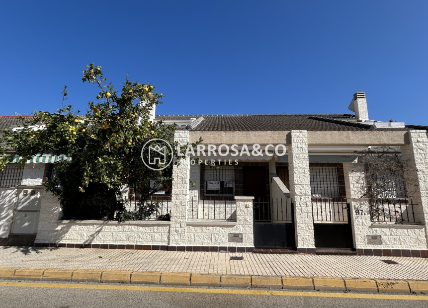 Resale - Semi-detached house - Torre de La Horadada - Costa Blanca