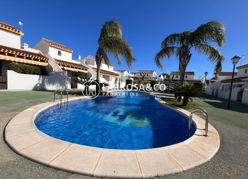 Resale - Semi-detached house - Torre de La Horadada - Costa Blanca