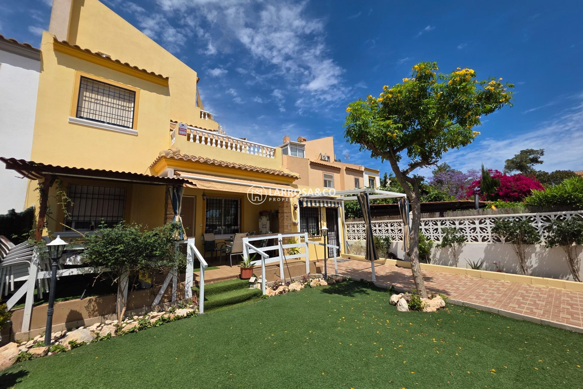 Resale - Semi-detached house - Torrevieja - Aguas Nuevas