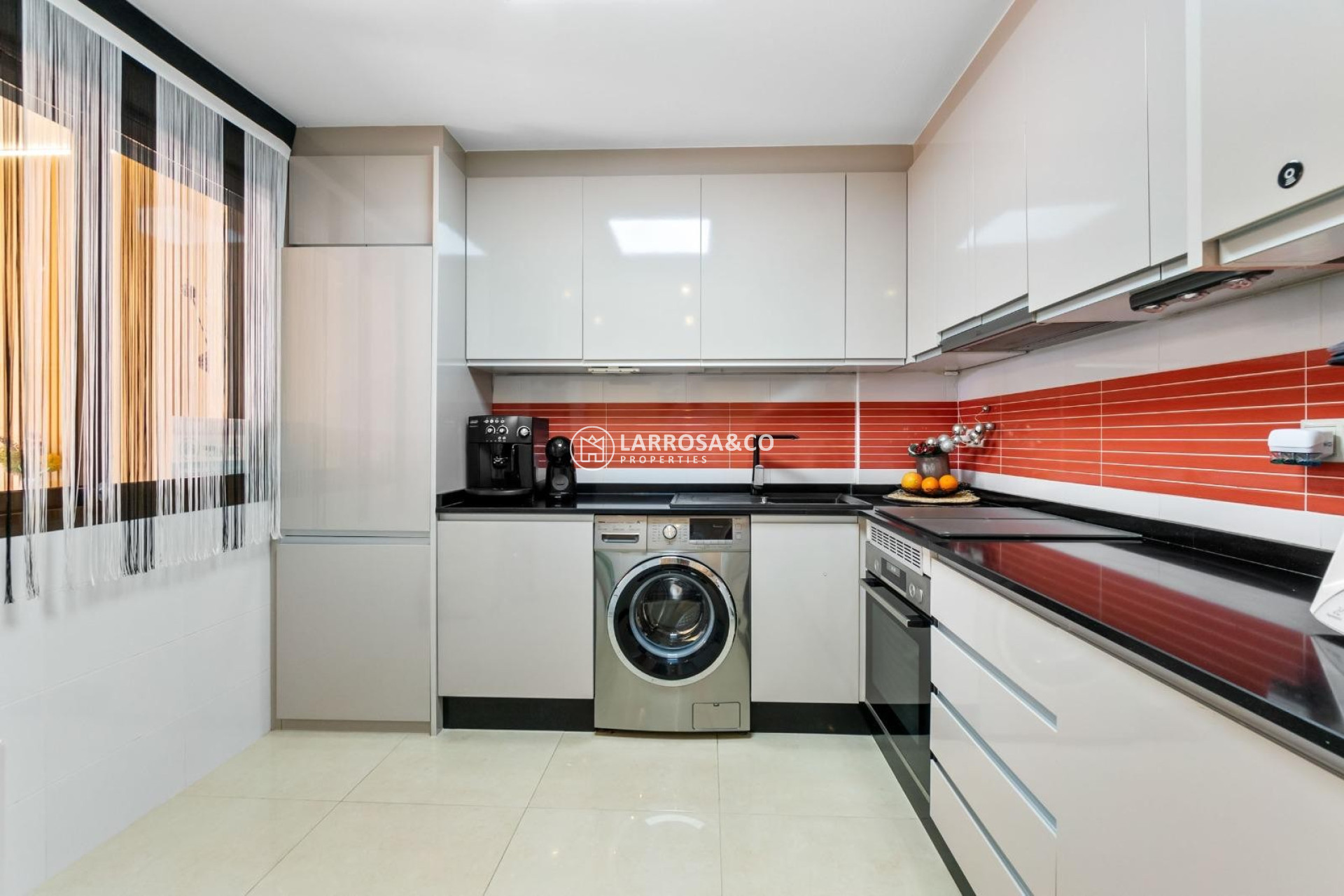 Resale - Semi-detached house - Torrevieja - Aguas Nuevas