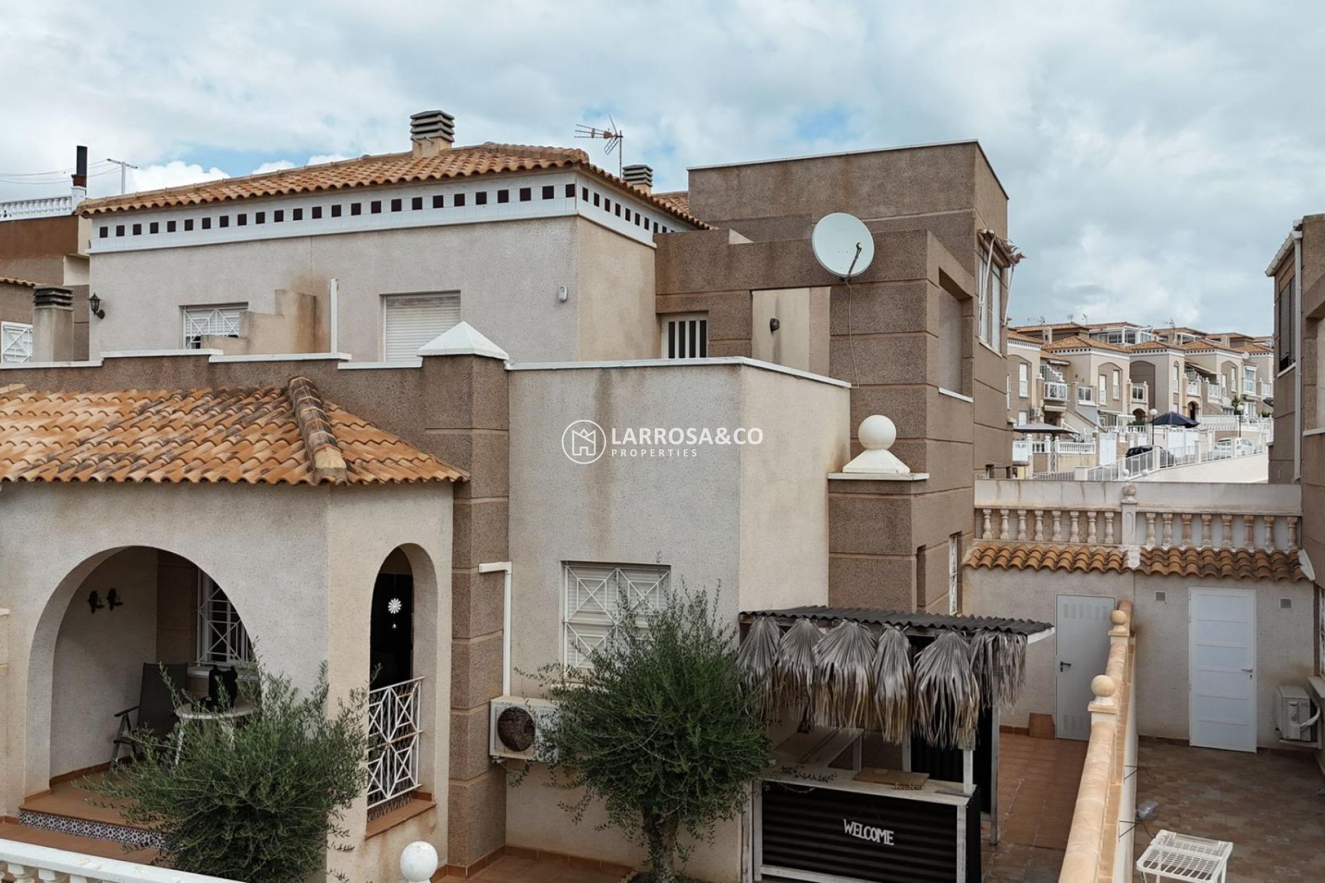 Resale - Semi-detached house - Torrevieja - Aguas Nuevas