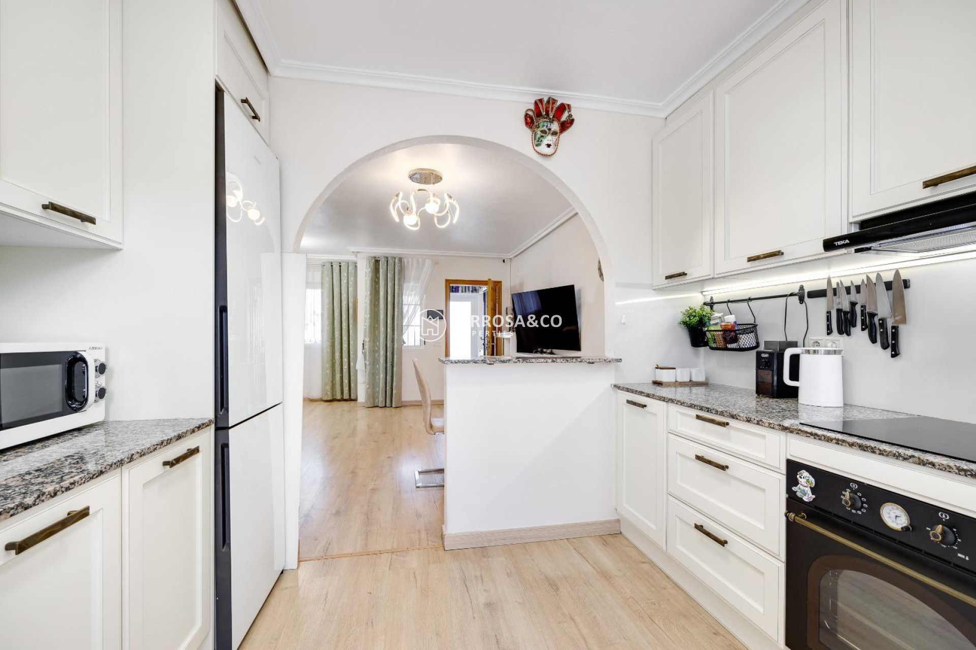 Resale - Semi-detached house - Torrevieja - Aguas Nuevas