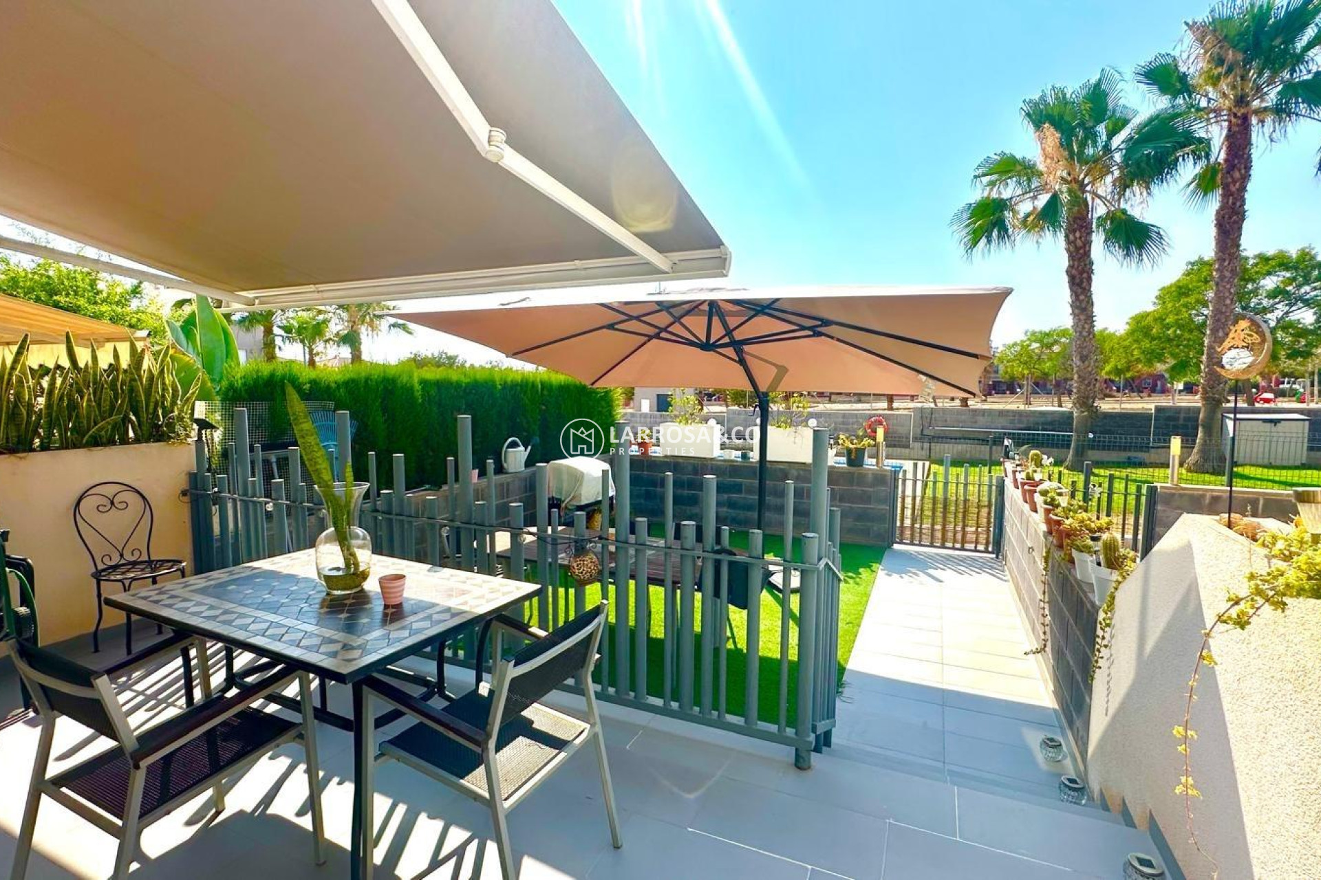 Resale - Semi-detached house - Torrevieja - Aguas Nuevas