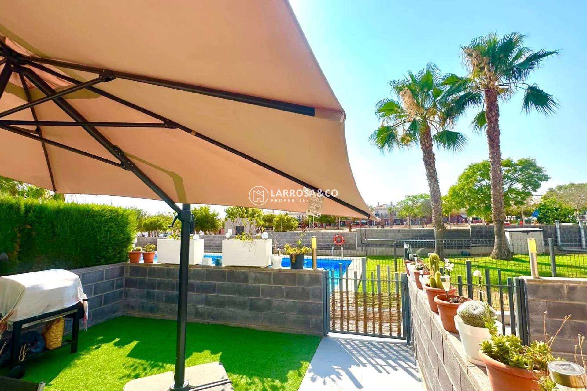 Resale - Semi-detached house - Torrevieja - Aguas Nuevas