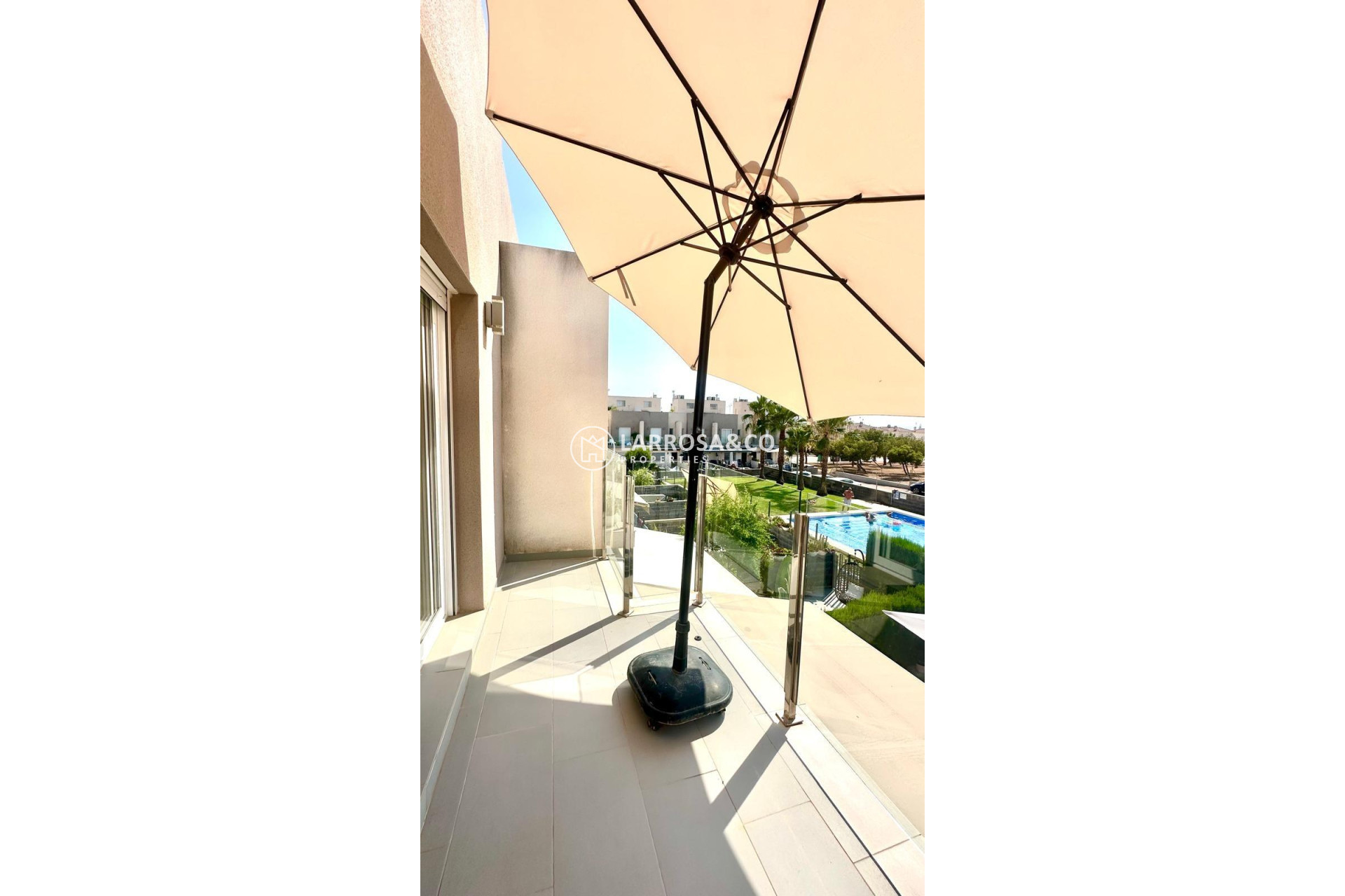 Resale - Semi-detached house - Torrevieja - Aguas Nuevas