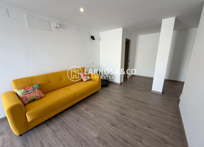 Resale - Semi-detached house - Torrevieja - Cabo cervera