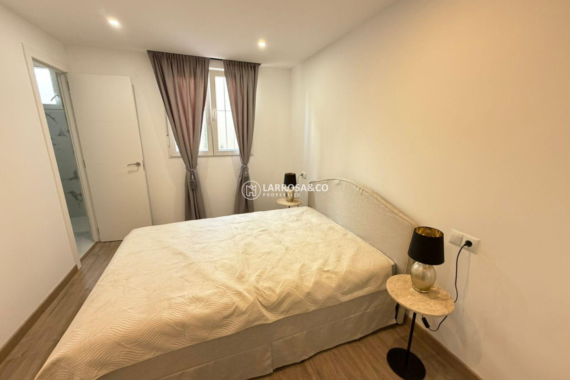 Resale - Semi-detached house - Torrevieja - Cabo cervera