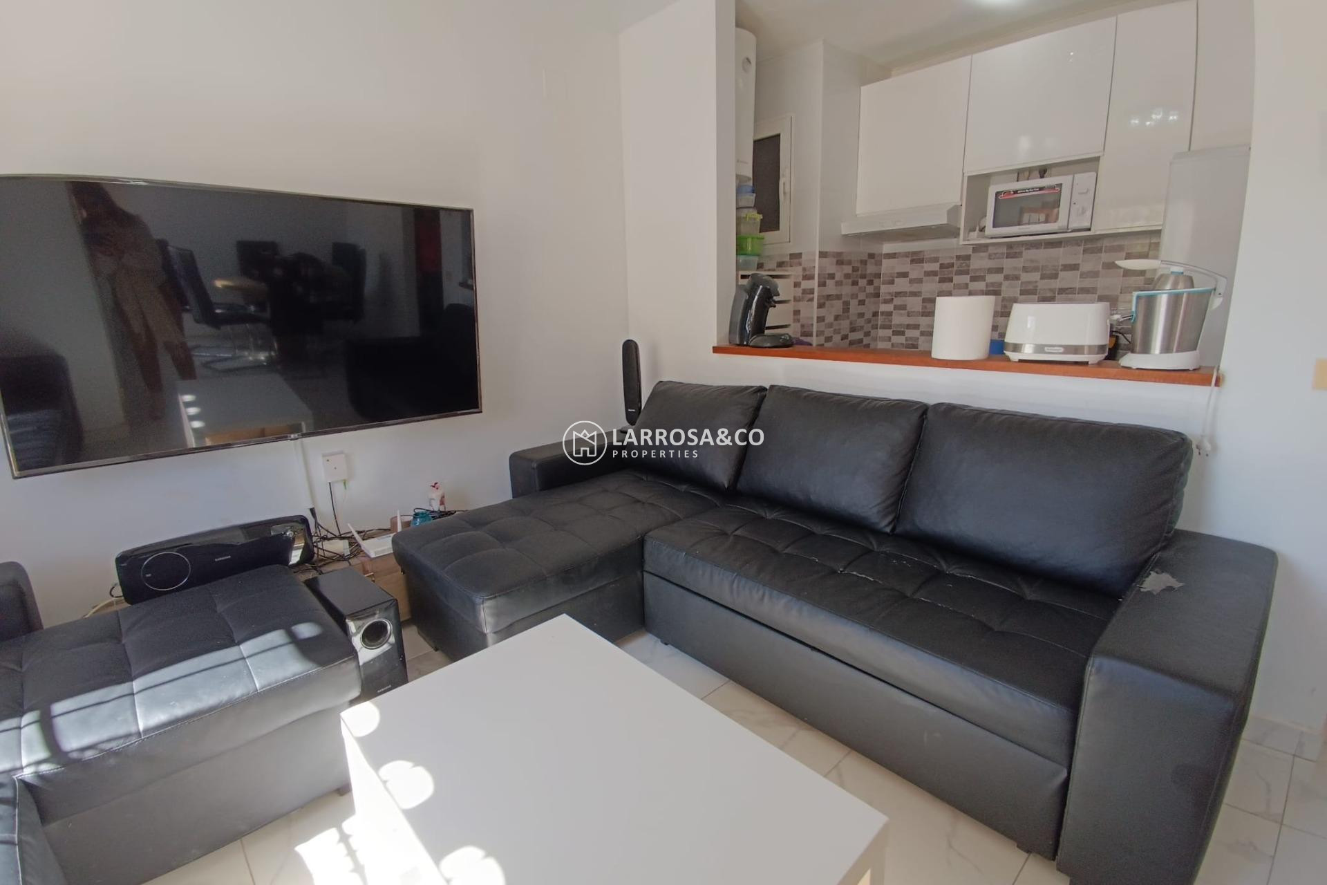 Resale - Semi-detached house - Torrevieja - Calas blanca