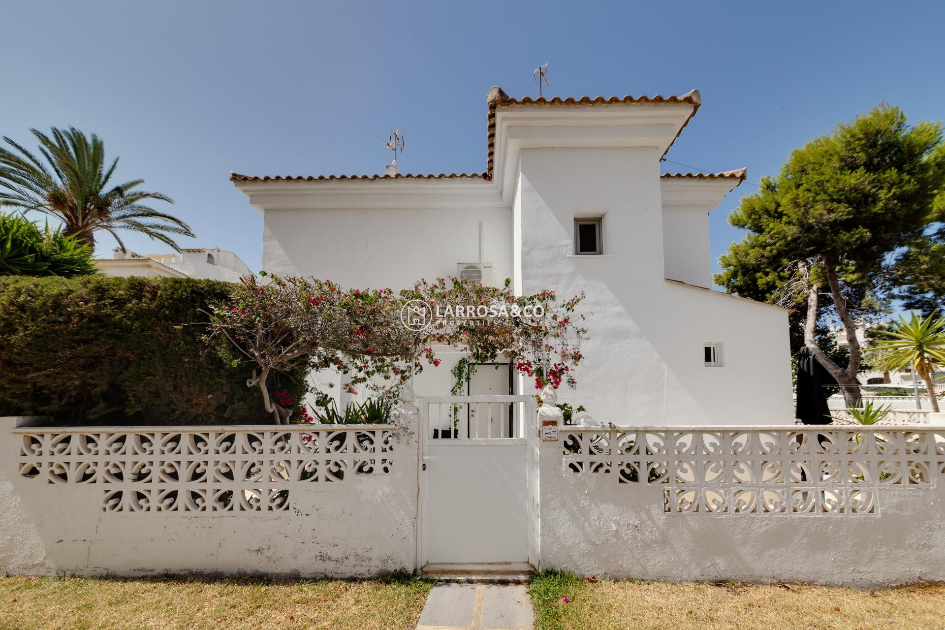 Resale - Semi-detached house - Torrevieja - Calas blanca