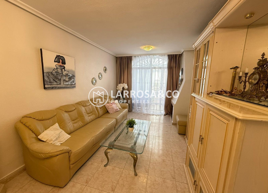 Resale - Semi-detached house - Torrevieja - Calas blanca