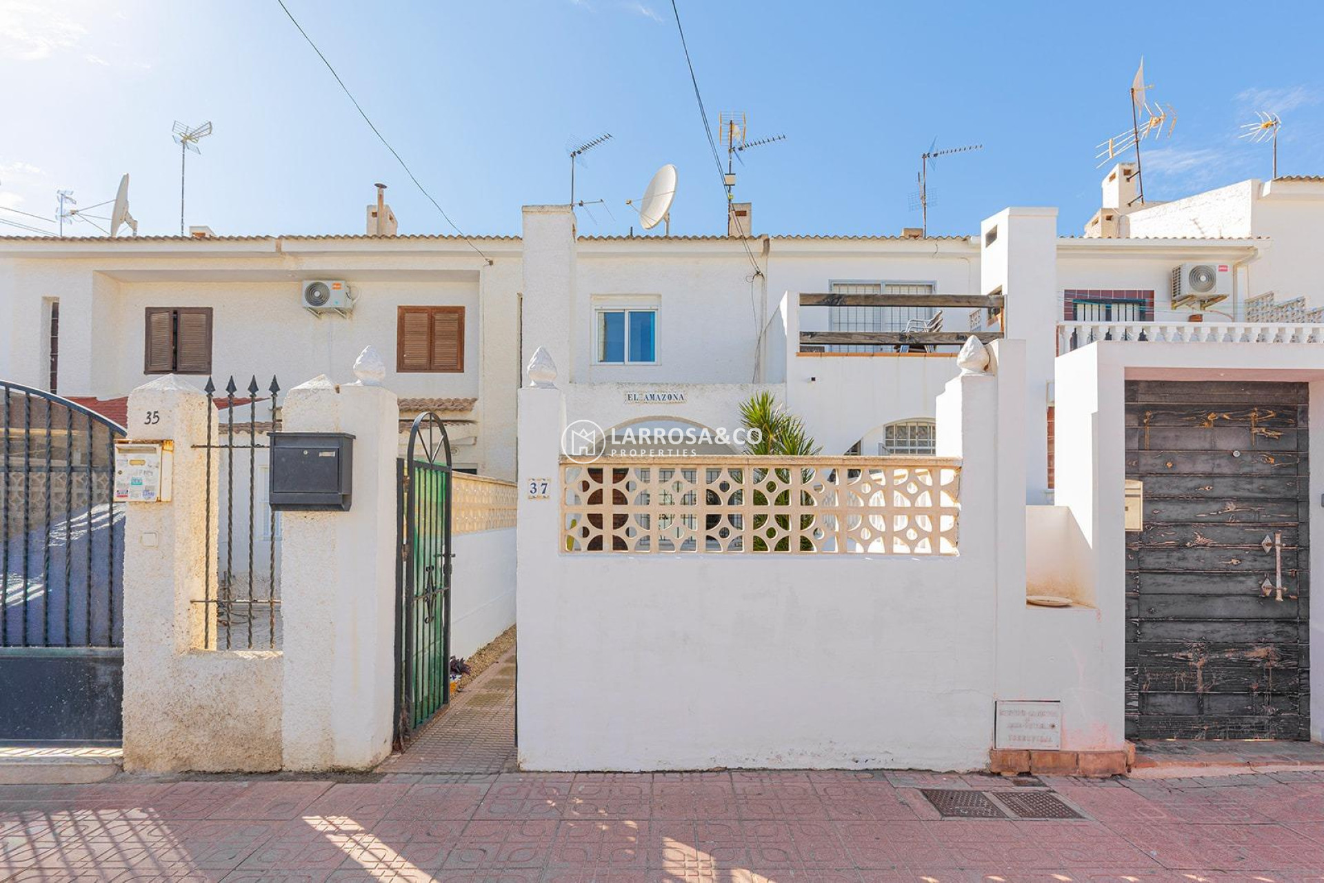 Resale - Semi-detached house - Torrevieja - Calas blanca