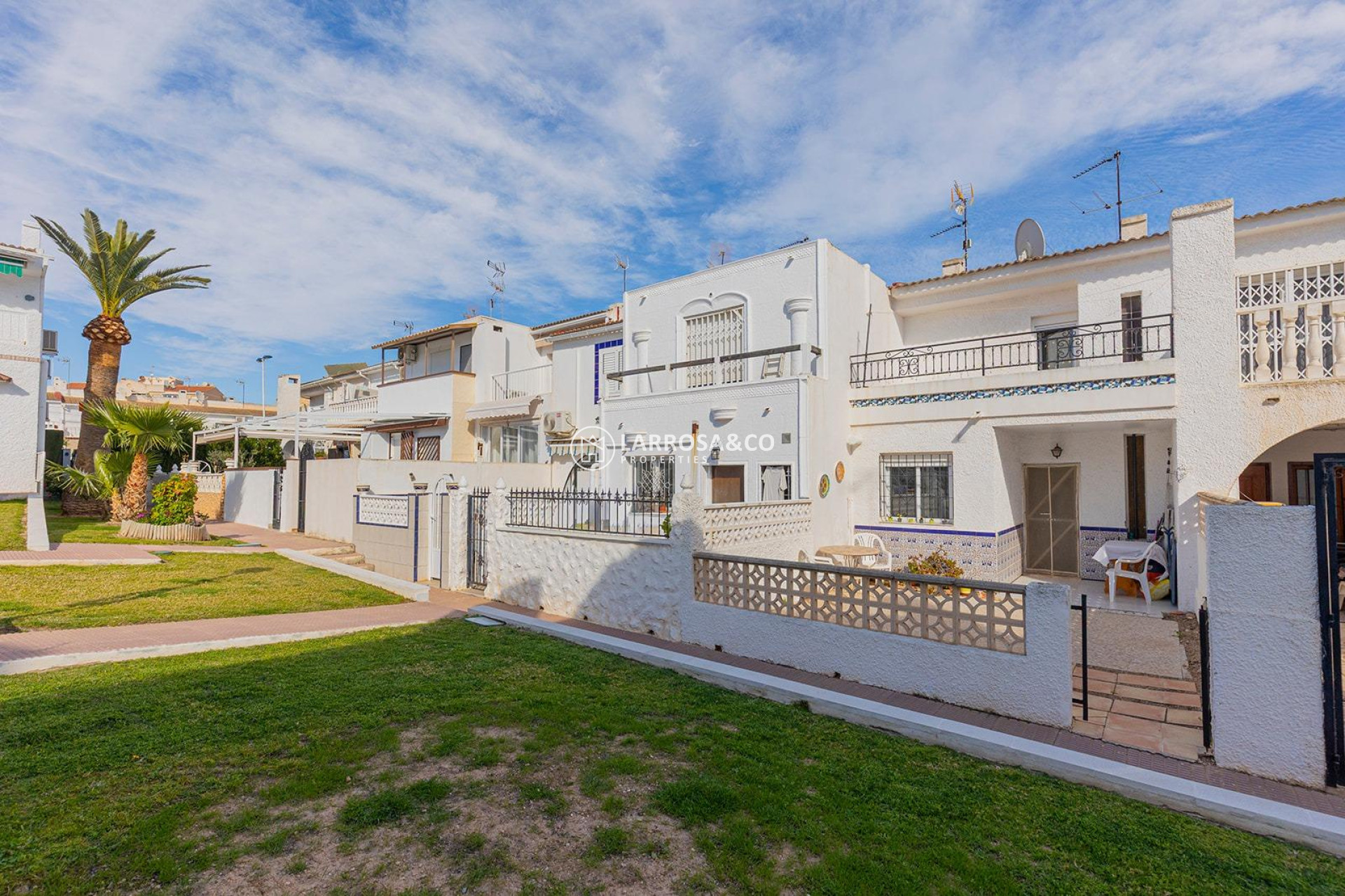 Resale - Semi-detached house - Torrevieja - Calas blanca