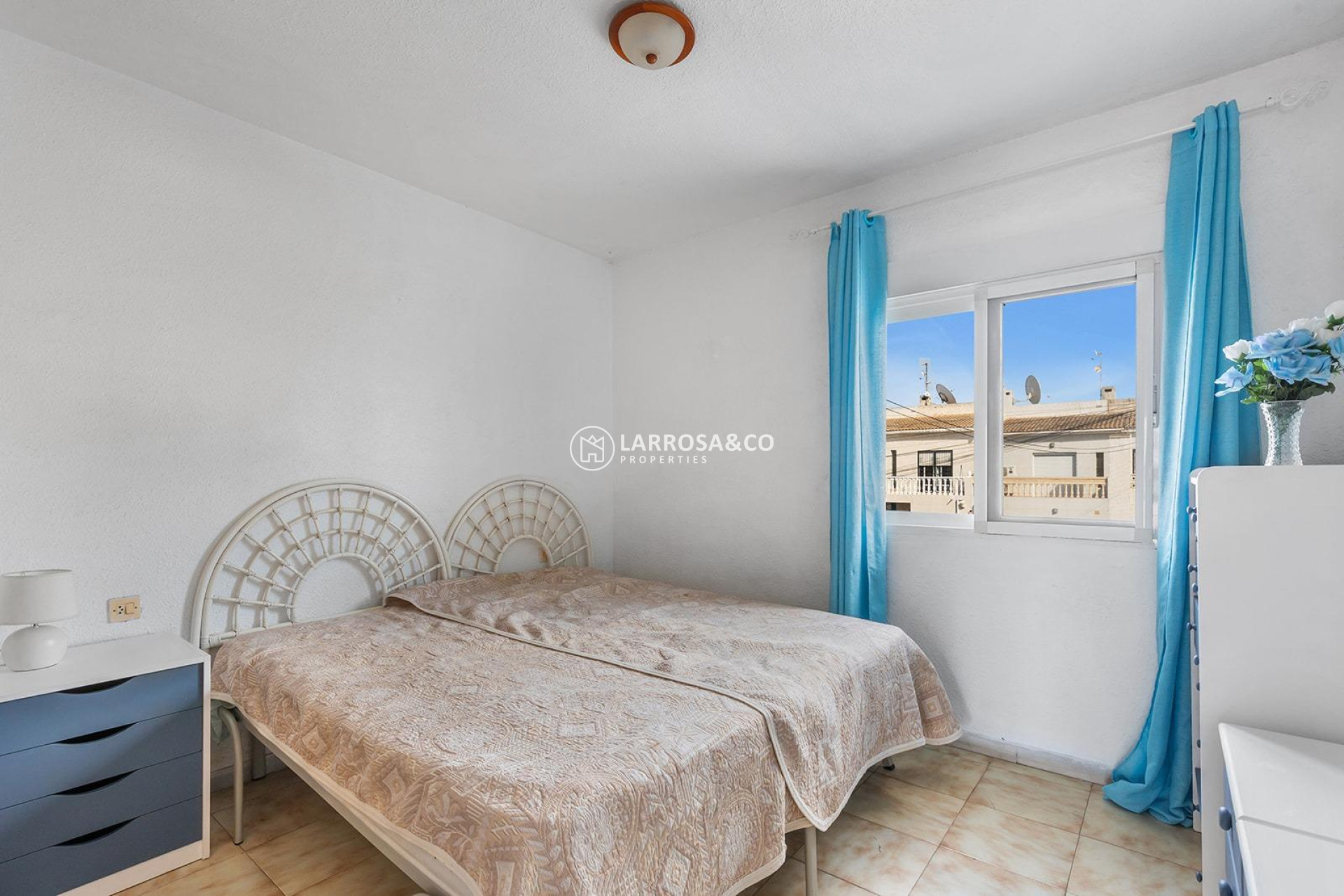 Resale - Semi-detached house - Torrevieja - Calas blanca