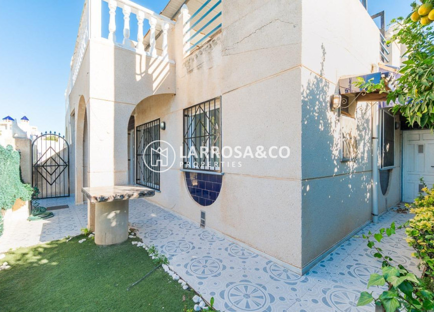 Resale - Semi-detached house - Torrevieja - Carrefour
