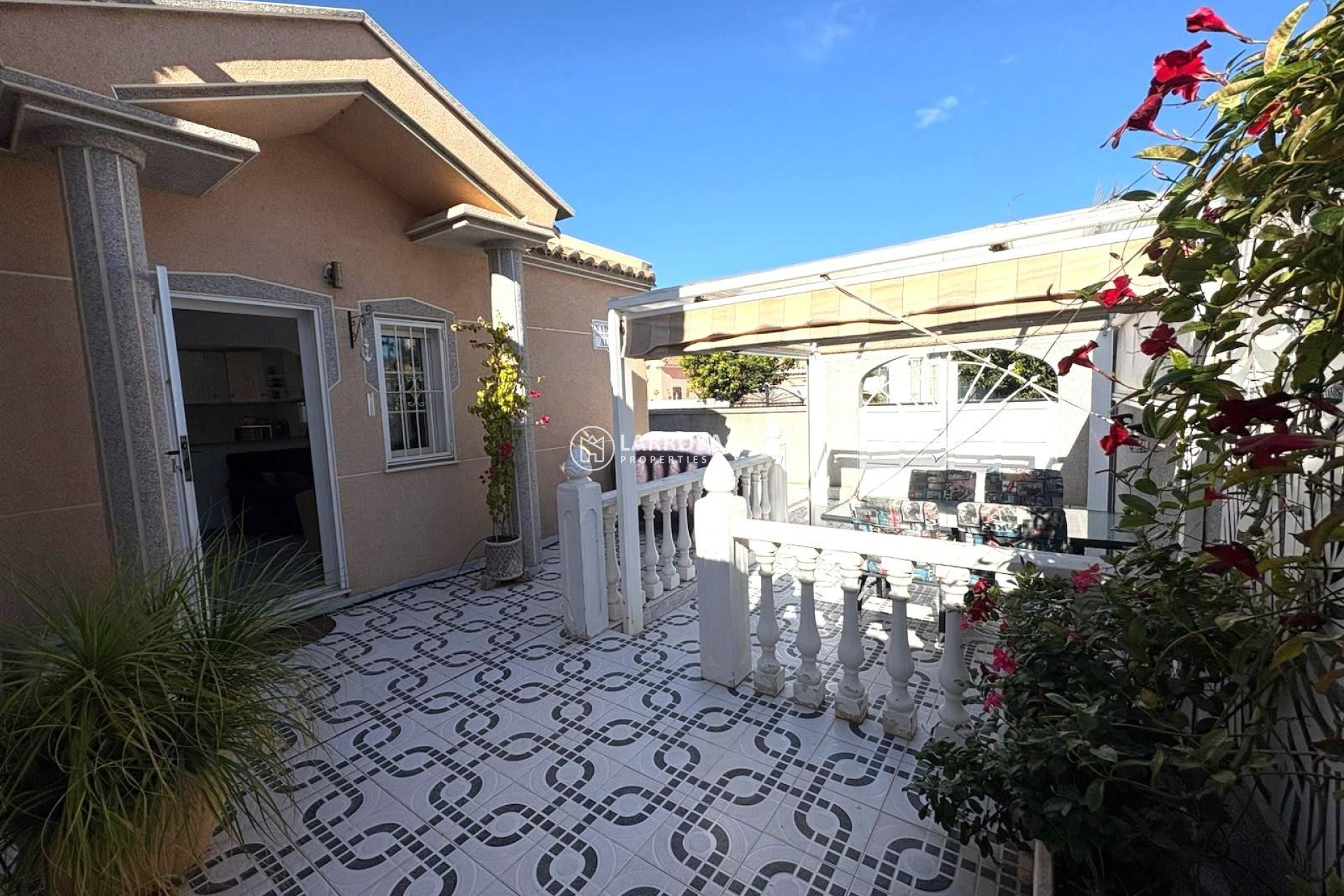 Resale - Semi-detached house - Torrevieja - Carrefour