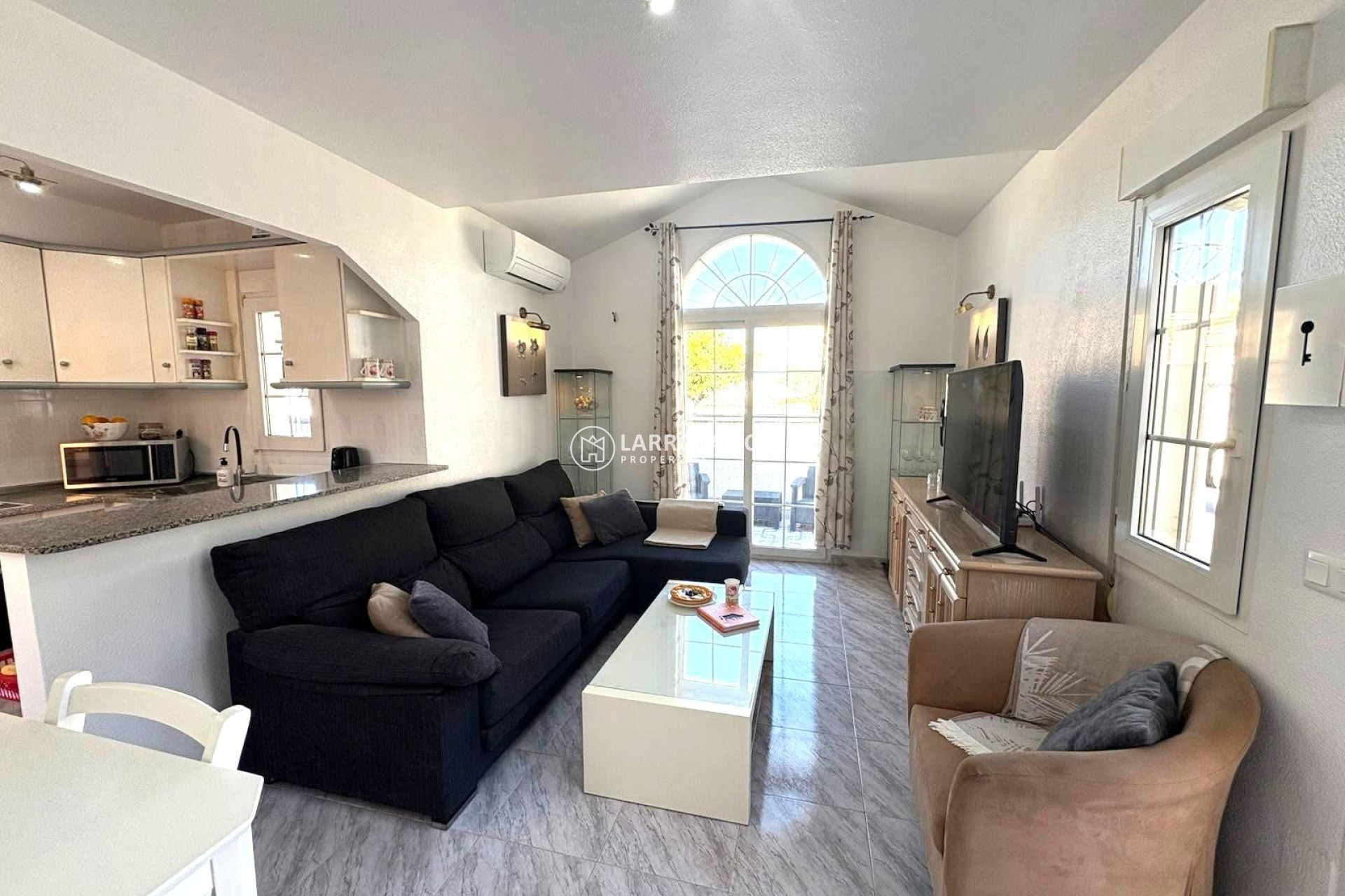 Resale - Semi-detached house - Torrevieja - Carrefour