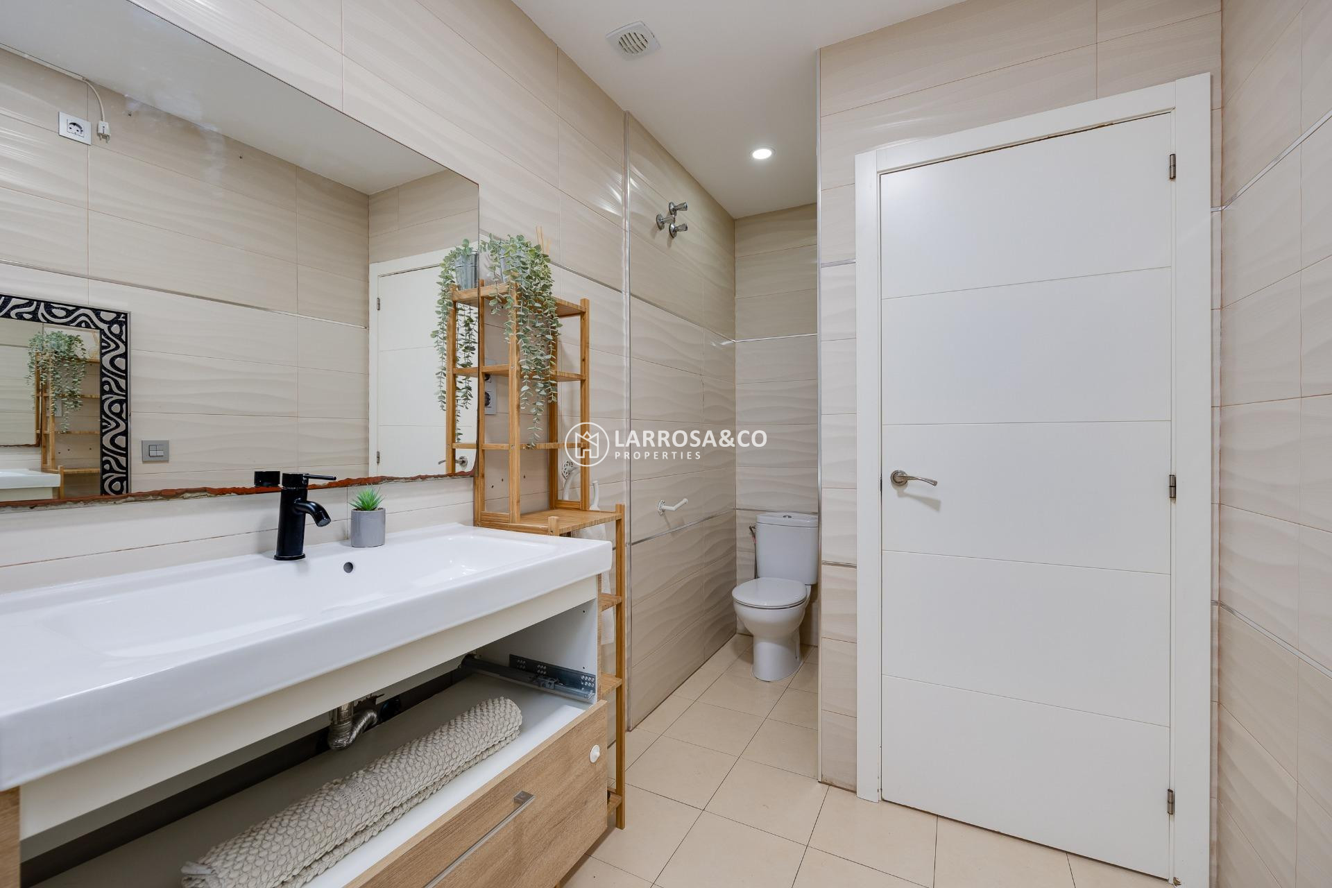 Resale - Semi-detached house - Torrevieja - Centro