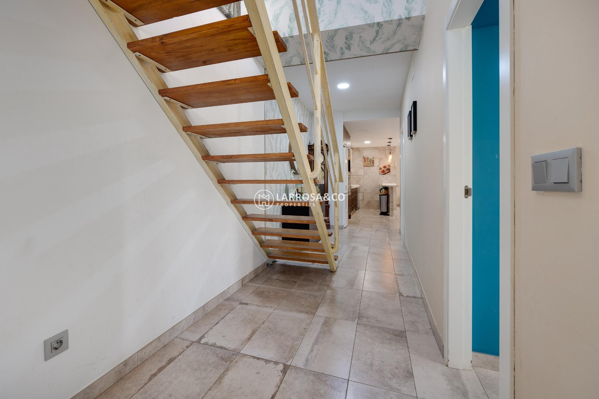 Resale - Semi-detached house - Torrevieja - Centro