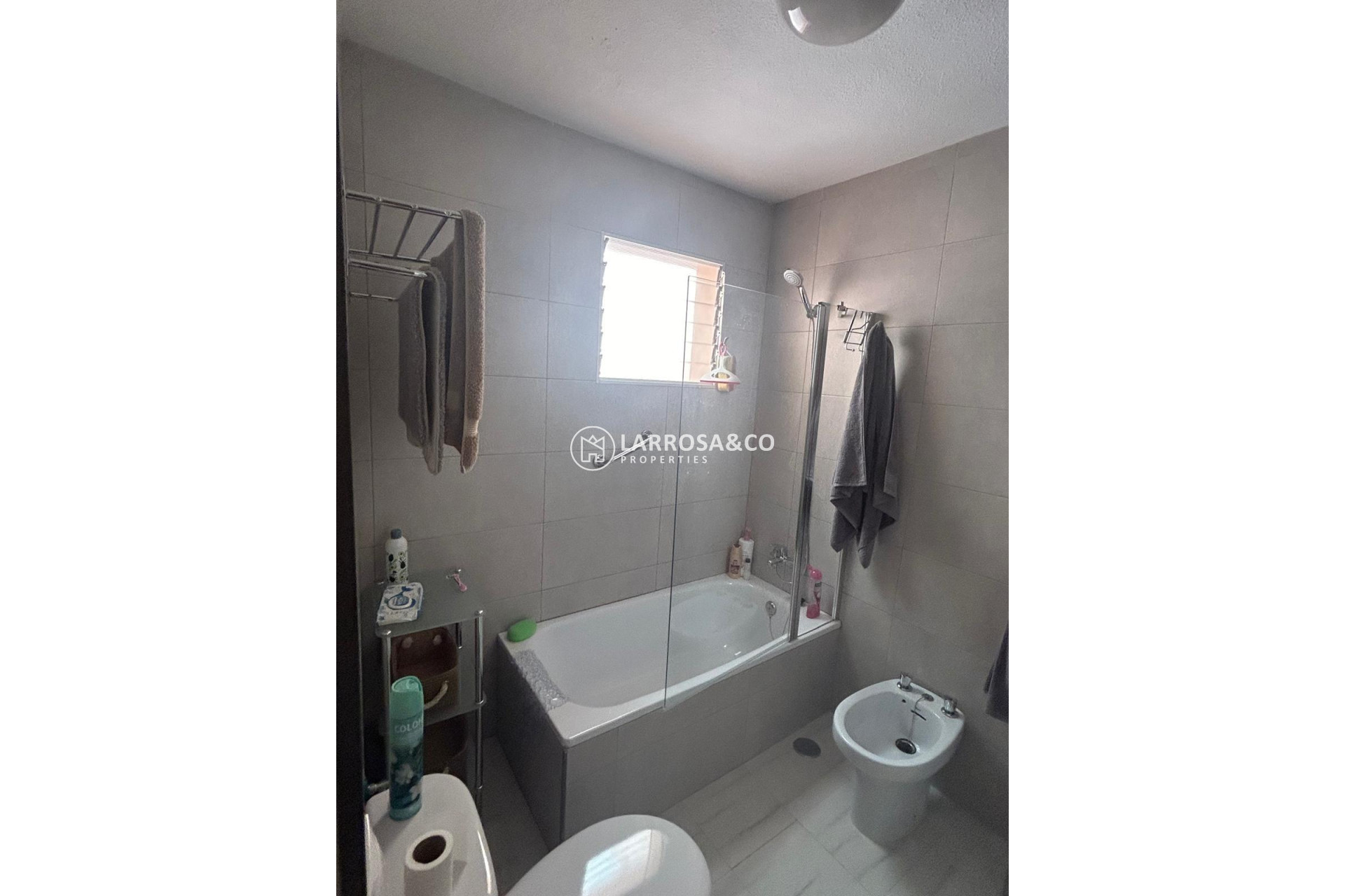 Resale - Semi-detached house - Torrevieja - Centro