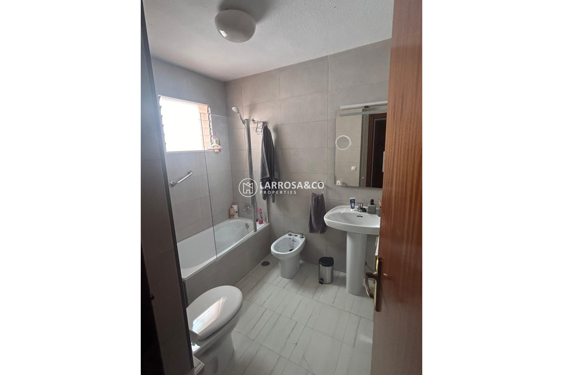 Resale - Semi-detached house - Torrevieja - Centro