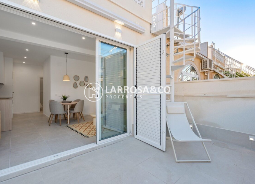 Resale - Semi-detached house - Torrevieja - Costa Blanca